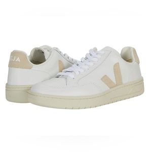 Veja | V-12 Leather Sneakers